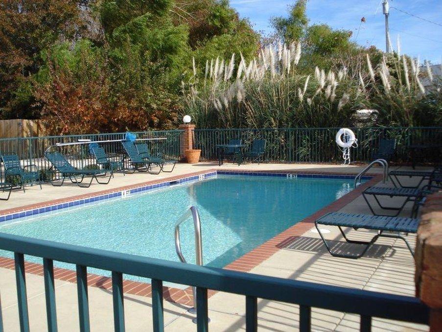 Intown Suites Extended Stay Auburn Al エクステリア 写真